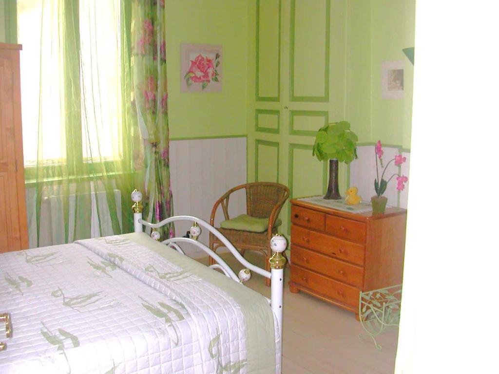 Chambres D'Hotes Les Pensees Douces Auxerre Kamer foto